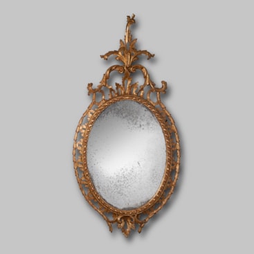 18TH CENTURY ENGLISH GEORGE III CHIPPENDALE PERIOD CARVED WOOD AND GILT MIRROR